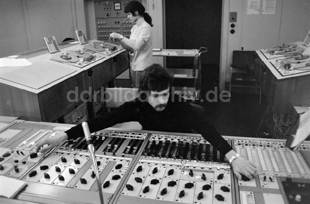 DDR-Fotoarchiv: Berlin - Fernsehstudio in Berlin in der DDR