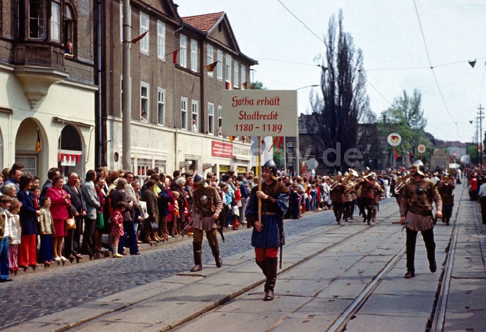 DDR-Fotoarchiv: Gotha - Festumzug zur 1200-Jahr-Feier der Stadt Gotha in Gotha in Thüringen in der DDR