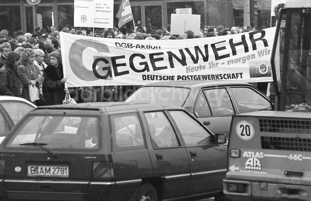 DDR-Fotoarchiv: Berlin - Foto: Lange Umschlagsnr.: 1993-269