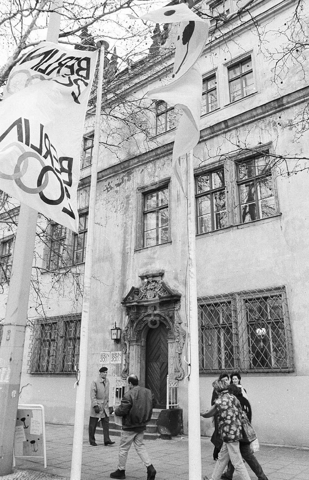 DDR-Fotoarchiv: Berlin - Foto: Lange Umschlagsnr.: 1993-312 (a
