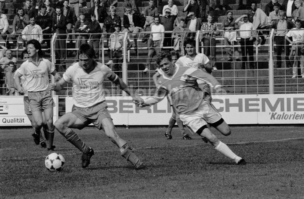 DDR-Bildarchiv: - Fußball: Union - 1. FC Berlin Umschlagnummer: 7509