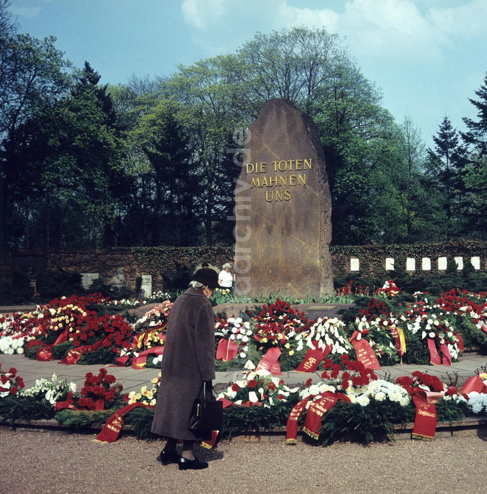 DDR-Fotoarchiv: Berlin - Gedenkstätte der Sozialisten in Berlin-Friedrichsfelde