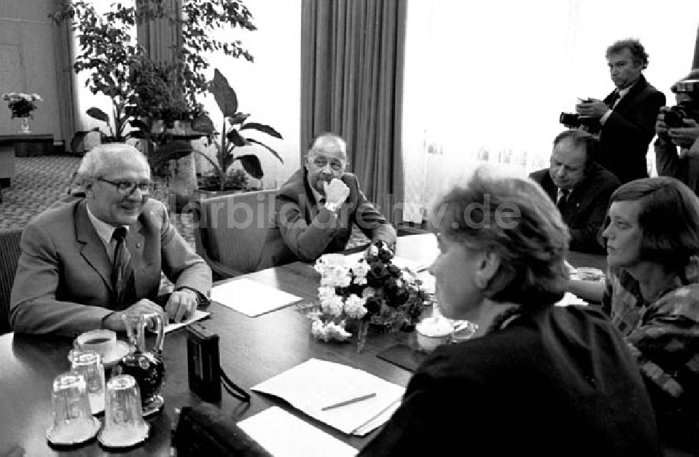 DDR-Bildarchiv: Berlin - 19.06.1986 Generalsekretär Erich Honecker gab für schwedische Jp