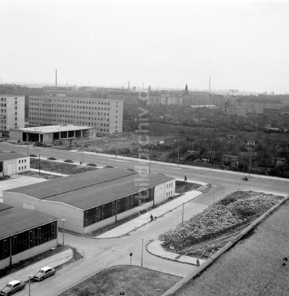 DDR-Fotoarchiv: Berlin - Gewerbezentrum Storkower Str. Berlin Foto: Schönfeld
