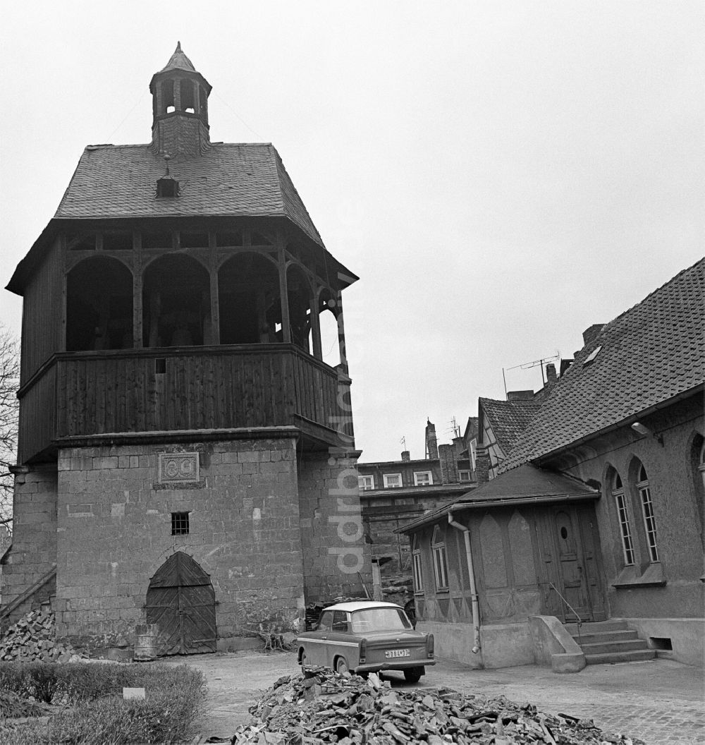 Halberstadt: Glockenturm der Kirche Johanniskirche in Halberstadt in Sachsen-Anhalt in der DDR