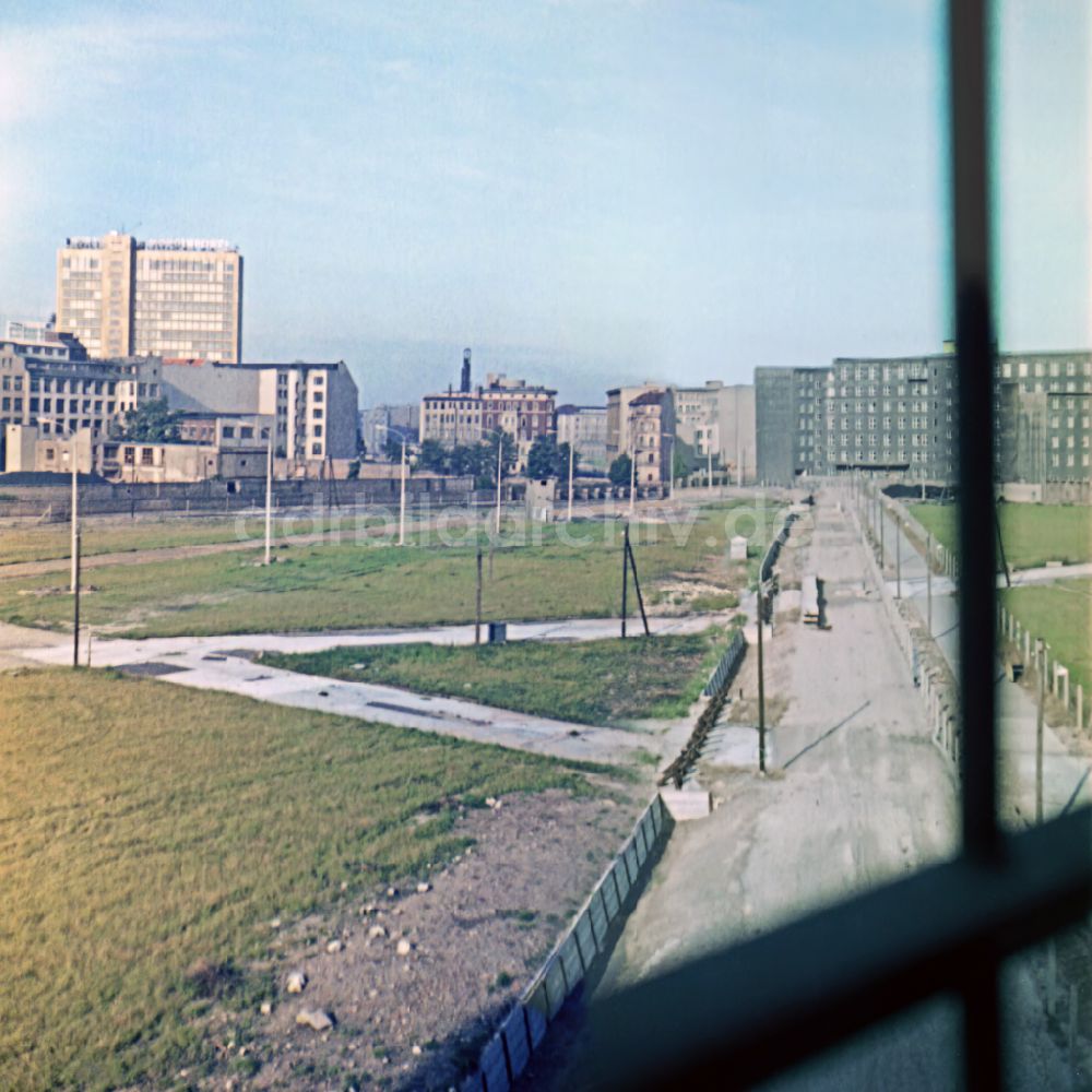 DDR-Fotoarchiv: Berlin - Grenzsicherungsanlagen in Berlin in der DDR