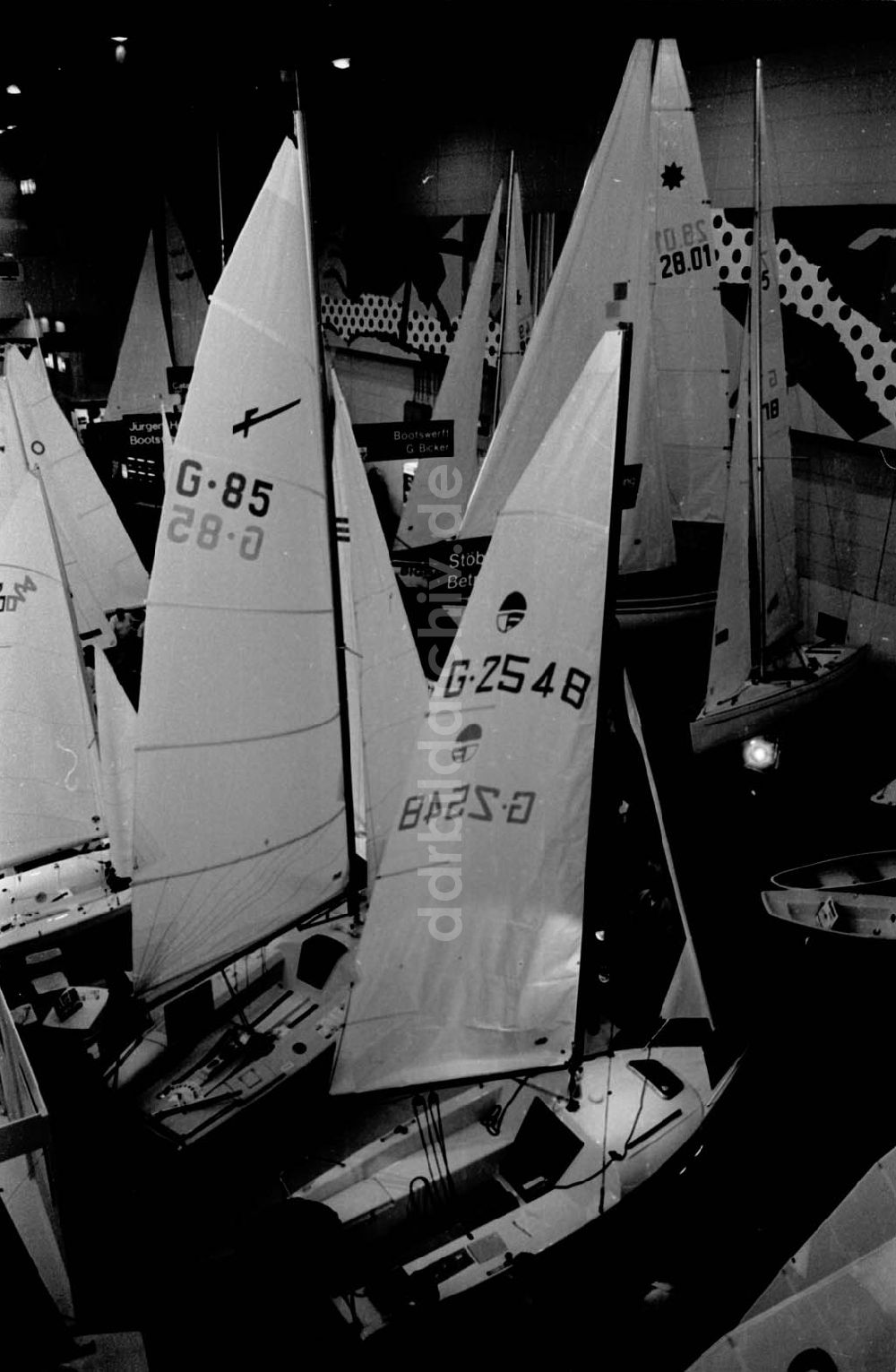 DDR-Bildarchiv: Hamburg - Hamburg Internationale Bootsausstellung Hanseboot Foto: Winkler Umschlagnummer: 1382