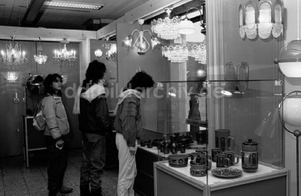 Berlin: 15.12.1986 Haus der Sowjetischen- und der Kulturwissenschaften.