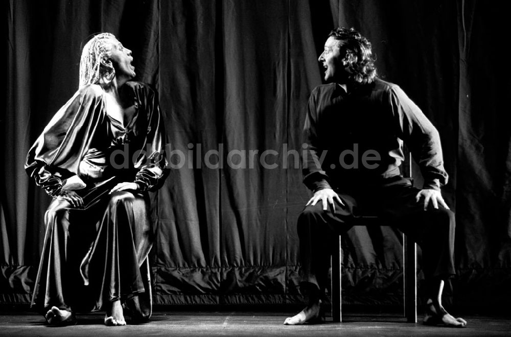 DDR-Fotoarchiv: - Hebbel-Theater: Tameranova il grande Umschlag: 599