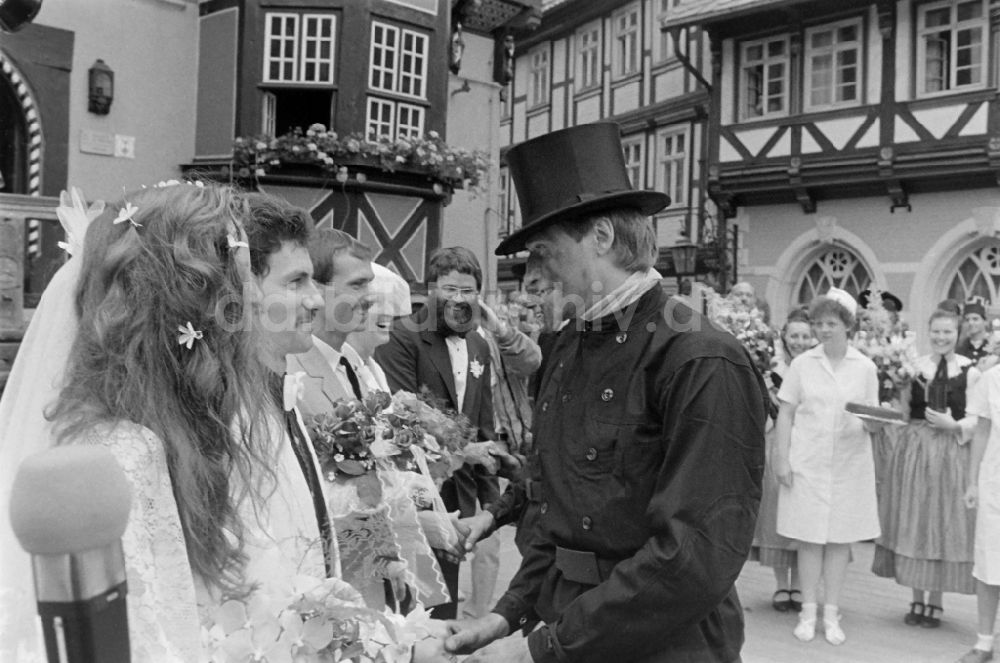 Wernigerode: Hochzeit in Wernigerode im Bundesland Sachsen-Anhalt auf dem Gebiet der ehemaligen DDR, Deutsche Demokratische Republik