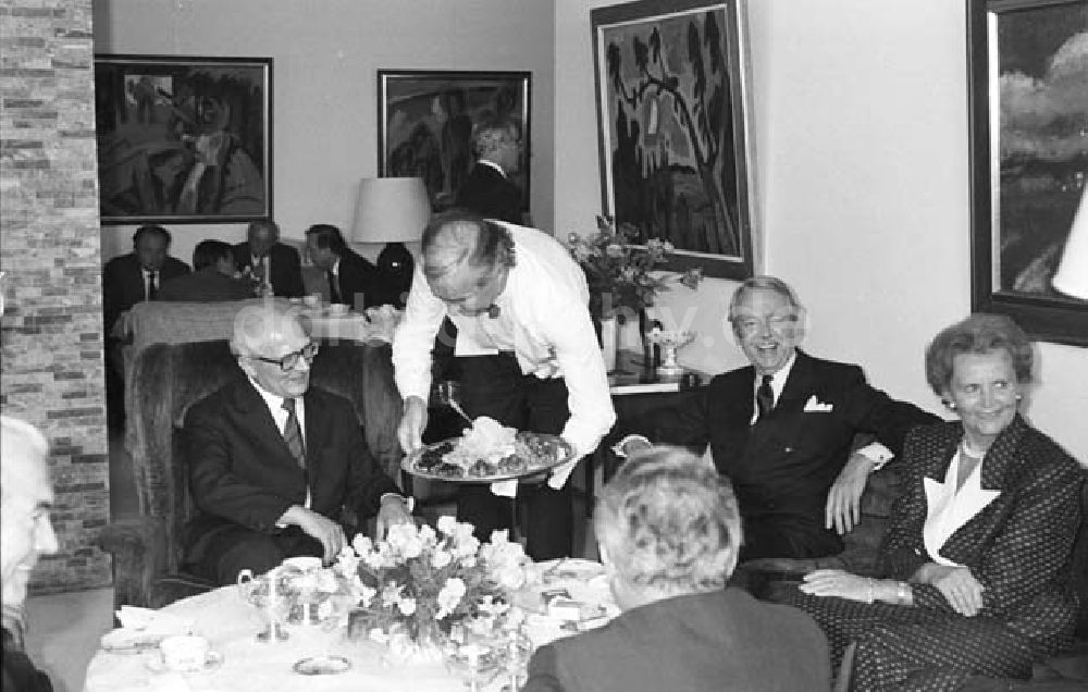 DDR-Fotoarchiv: Essen - Honecker-Besuch in Essen
