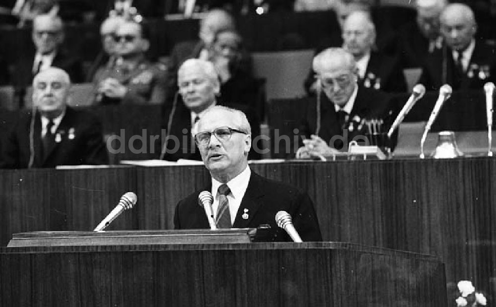 Moskau (UdSSR): Honecker in Moskau (UdSSR) Umschlagnr.: 1268 Foto: Lenke
