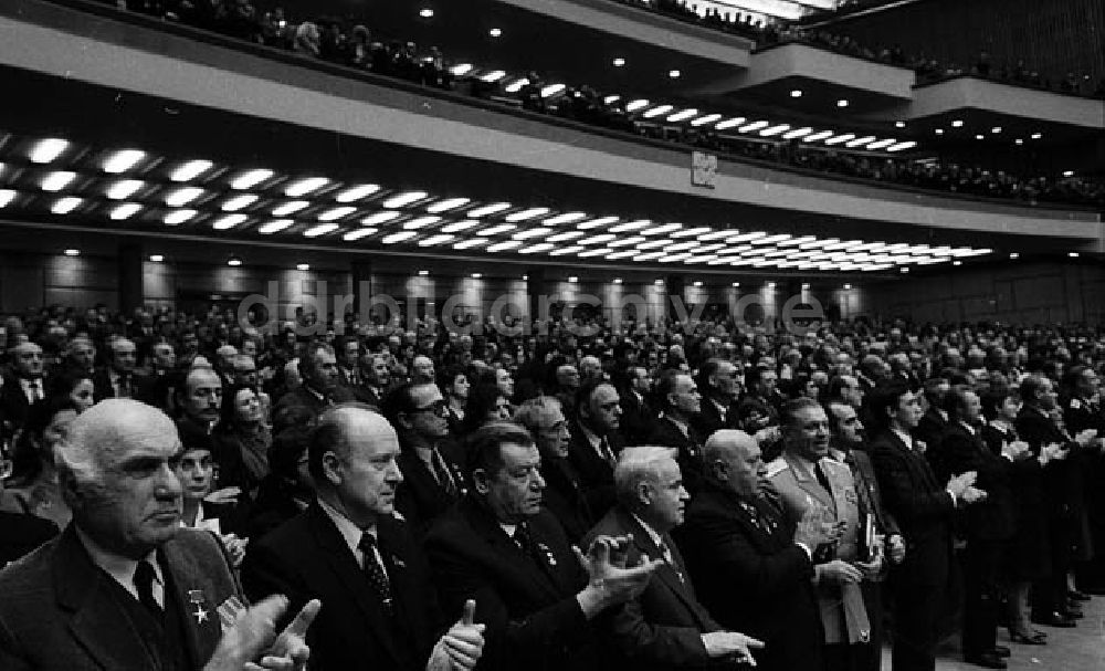 DDR-Fotoarchiv: Moskau (UdSSR) - Honecker in Moskau (UdSSR) Umschlagnr.: 1268 Foto: Lenke