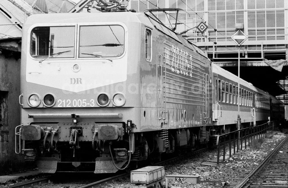 DDR-Fotoarchiv: - IC-Zug Umschlagnummer: 7460