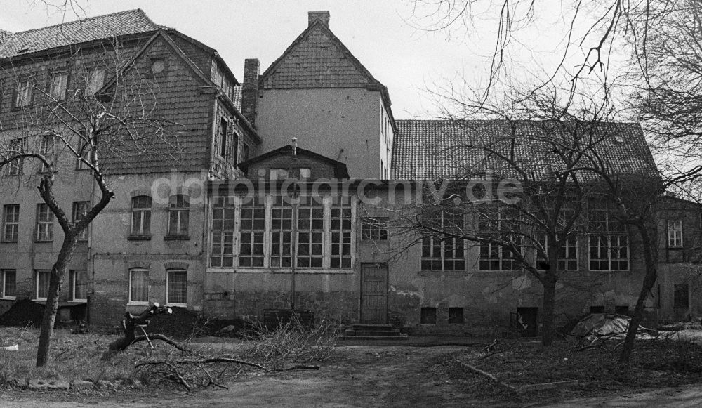 DDR-Bildarchiv: Halberstadt - Innenhof Unter den Weiden in Halberstadt in Sachsen-Anhalt in der DDR