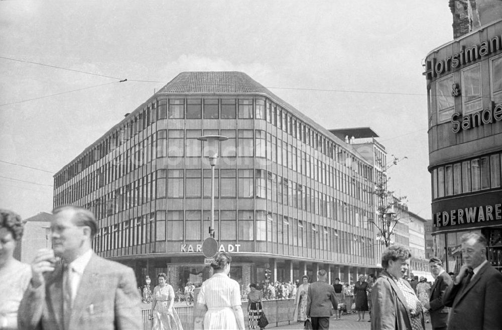 DDR-Fotoarchiv: Hannover - Innenstadt Hannover mit Karstadt, 1958
