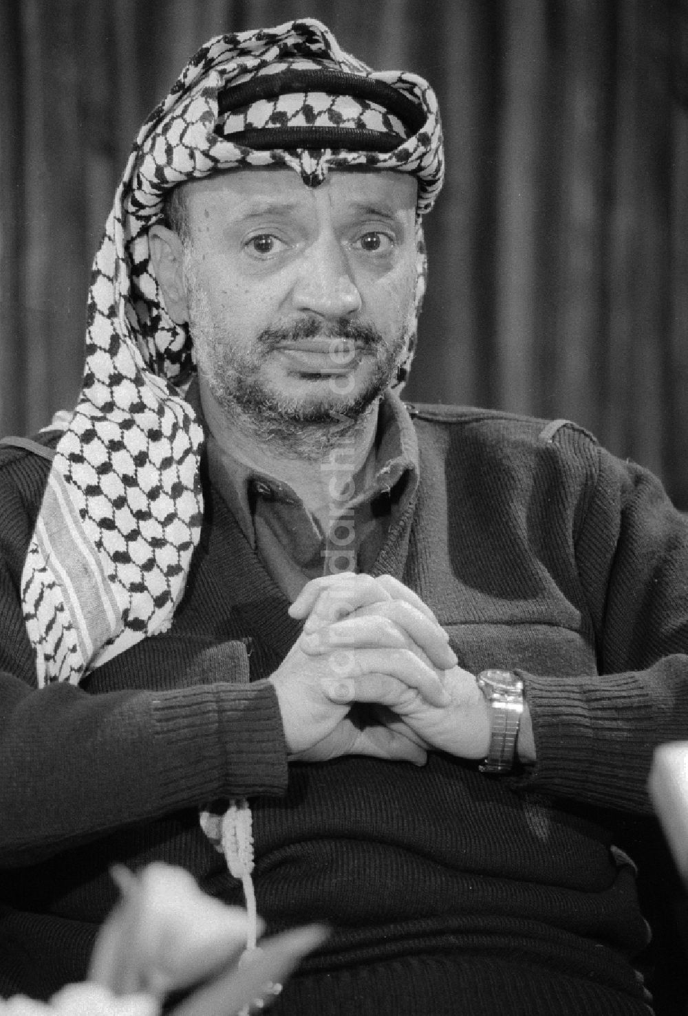 DDR-Bildarchiv: Berlin - Jassir Arafat (1929 - 2004) im Portrait in Berlin, der ehemaligen Hauptstadt der DDR, Deutsche Demokratische Republik