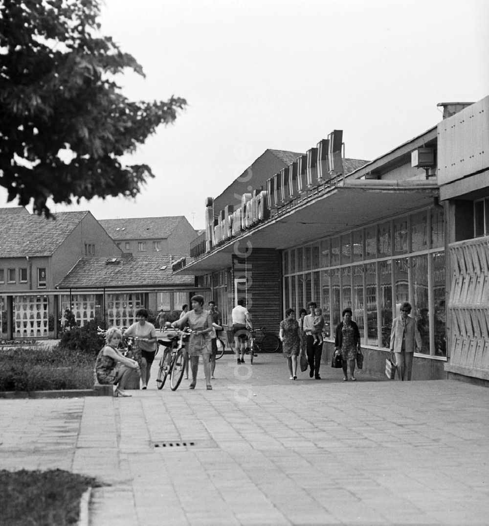 DDR-Fotoarchiv: Schwedt / Oder - Kaufhalle in Schwedt