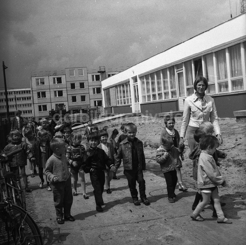 Berlin Köpenick: Kindergarten und Krippe im Salvador Allende Viertel