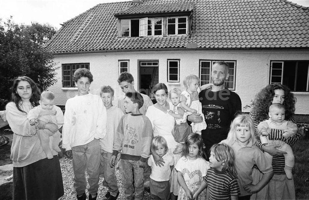 DDR-Fotoarchiv: Holskin - 24.07.92 Kinderreiche Familie in Holskin