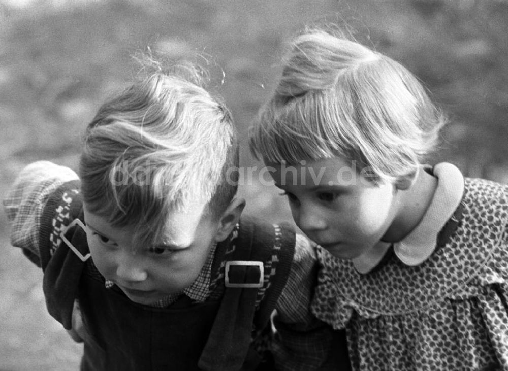 DDR-Fotoarchiv: Leipzig - Kindheit auf dem Land