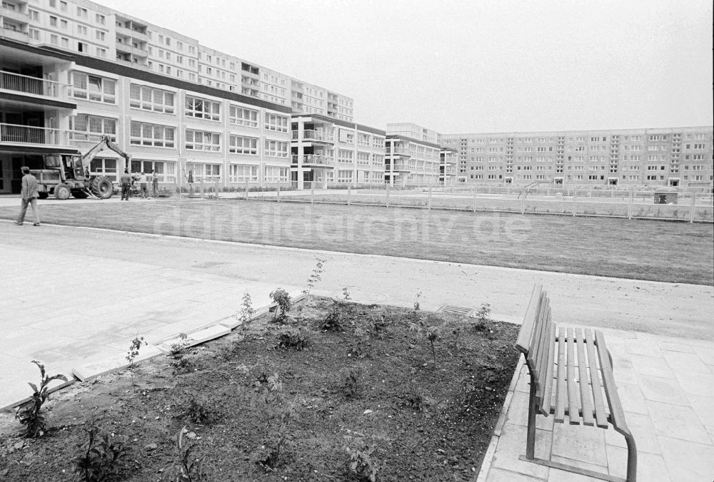 DDR-Bildarchiv: Berlin - Kombinierte Kindereinrichtungen im Wohngebiet Gensinger Straße in Berlin, der ehemaligen Hauptstadt der DDR, Deutsche Demokratische Republik
