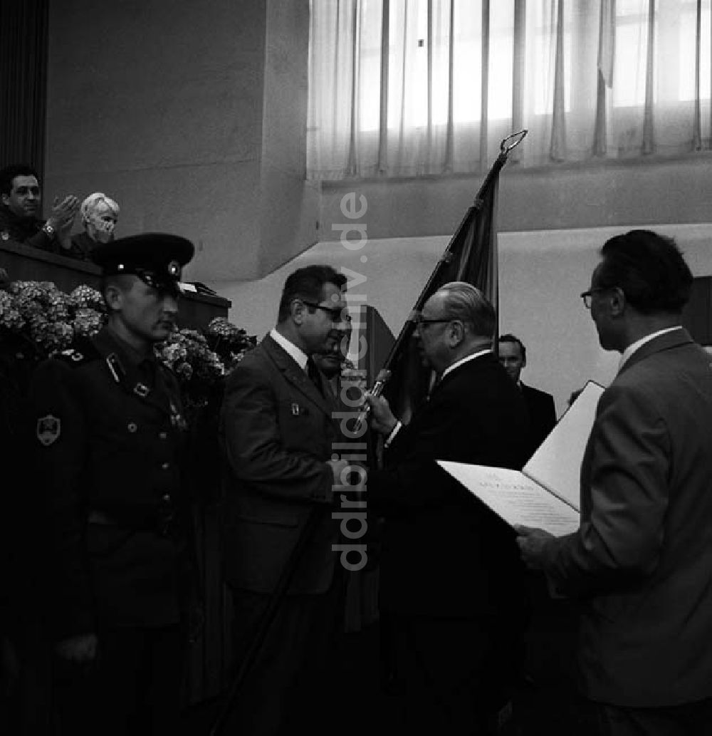 DDR-Fotoarchiv: Berlin - 9. Kongress der DSF