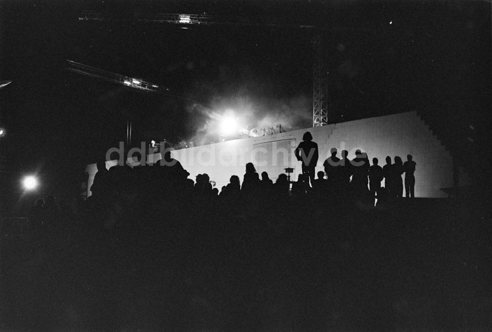 DDR-Bildarchiv: Berlin - Konzert, The Wall, von Pink Floyd in Berlin