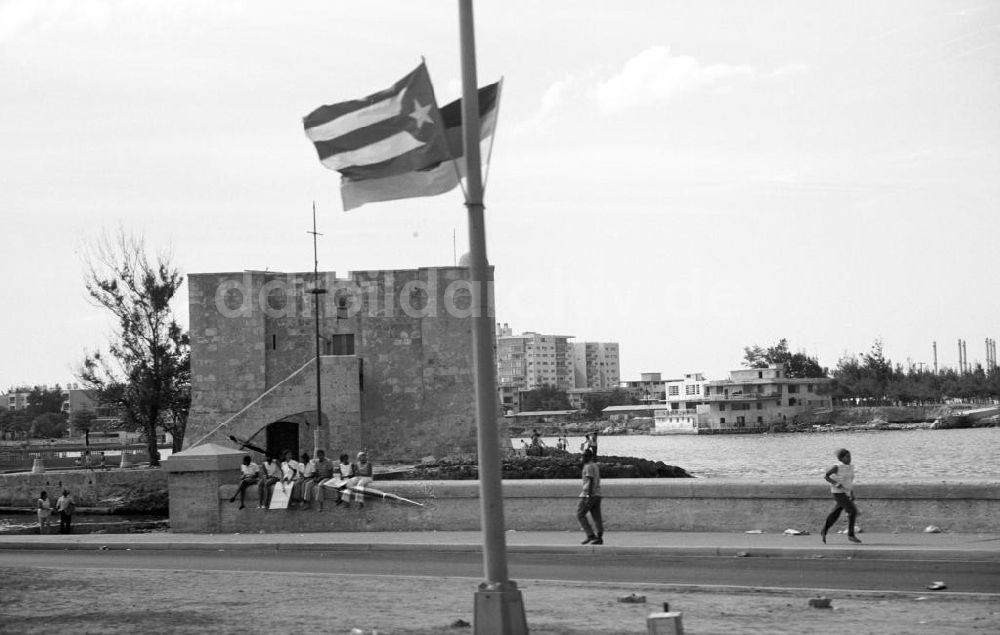 DDR-Bildarchiv: Havanna - Kuba / Cuba - Staatsbesuch Erich Honecker 1974, Empfang