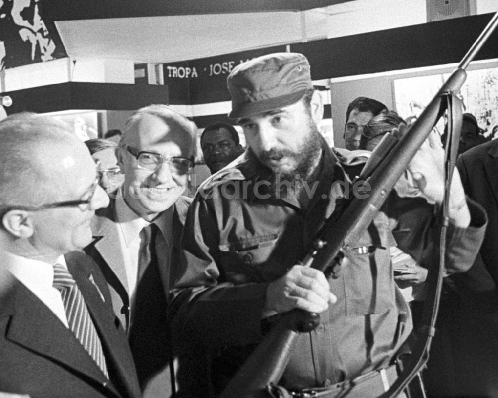 DDR-Fotoarchiv: Santiago de Cuba - Kuba / Cuba - Staatsbesuch Erich Honecker 1974, Moncada