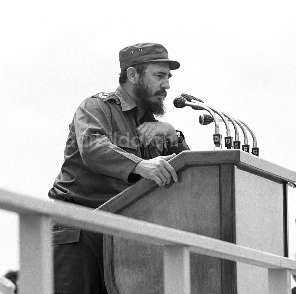 DDR-Bildarchiv: Cienfuegos - Kuba / Cuba - Staatsbesuch Honecker 1974 - Cienfuegos
