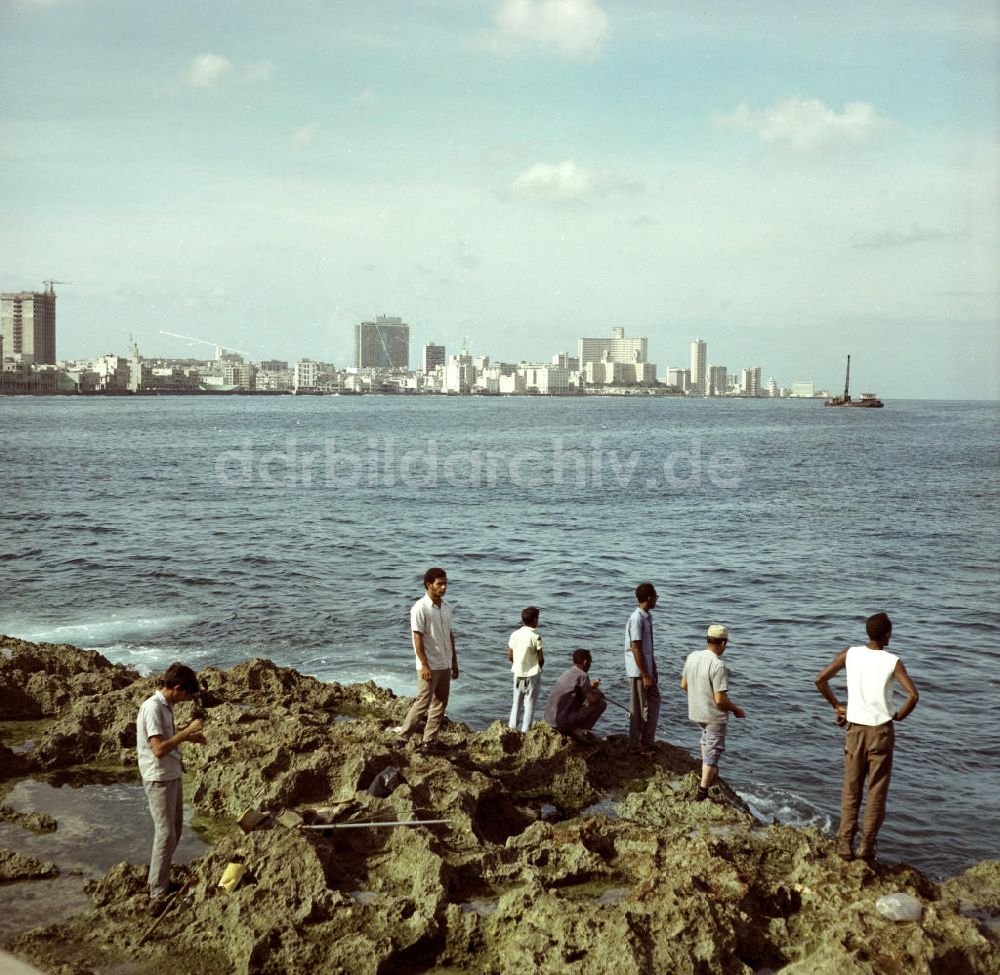 DDR-Bildarchiv: Havanna - Kuba historisch - Uferpromenade in Havanna 1972