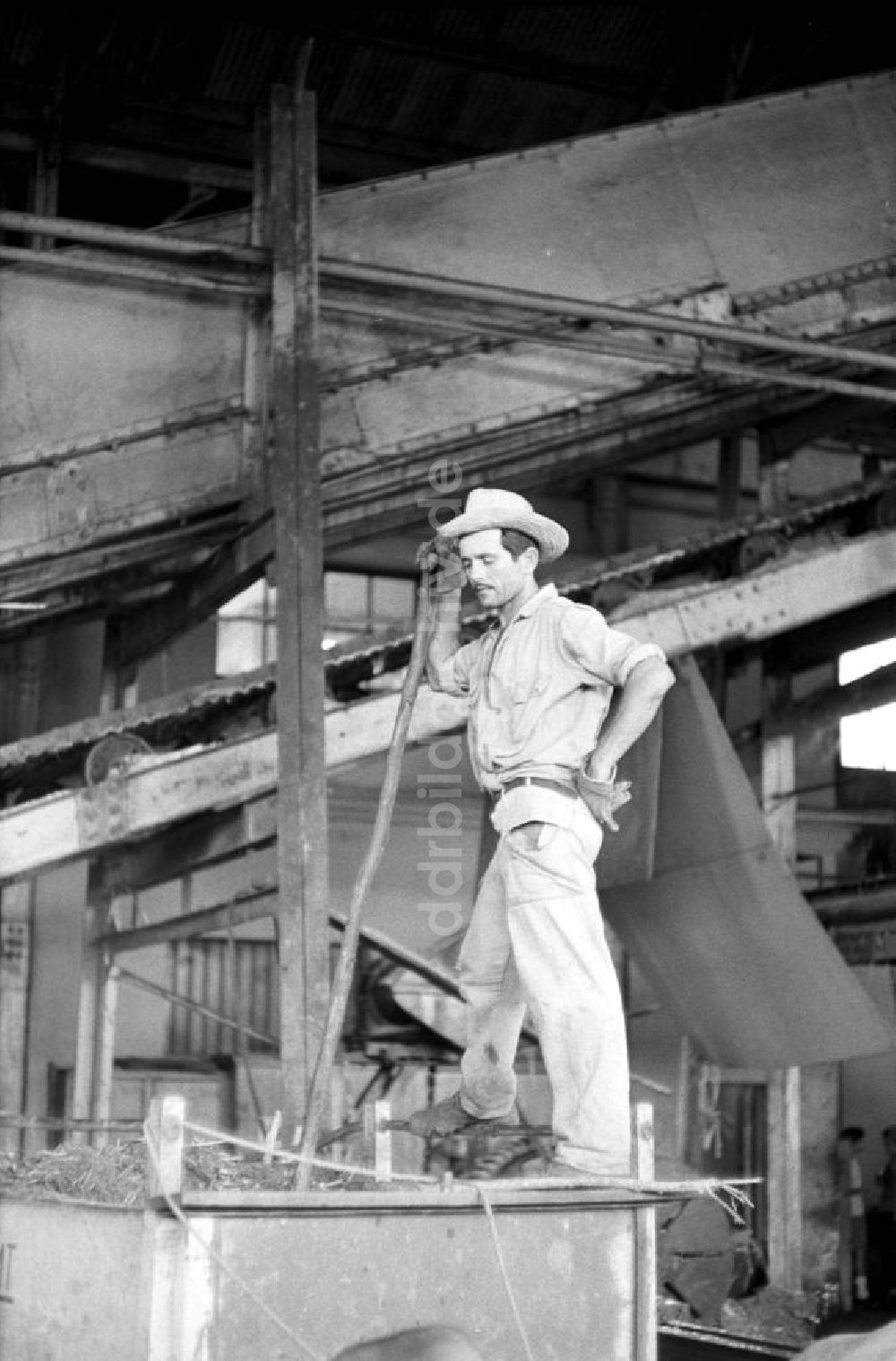 Cienfuegos: Kuba historisch - Zuckerfabrik in Cienfuegos 1972