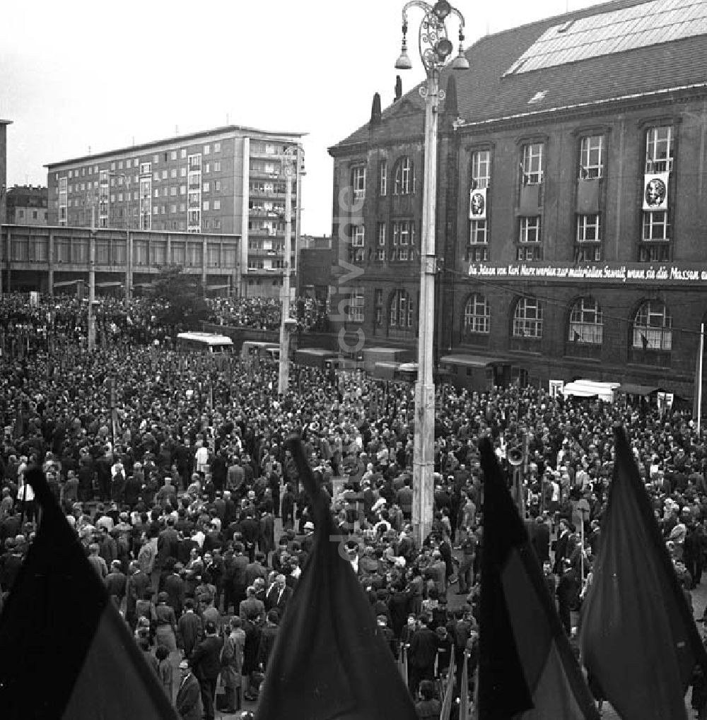 Chemnitz: Kundgebung in Karl- Marx Stadt