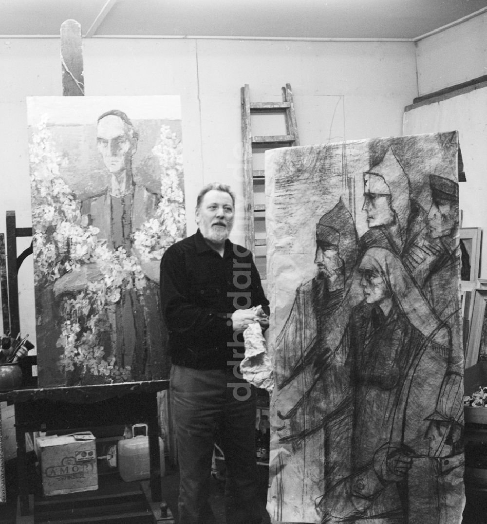 DDR-Fotoarchiv: Potsdam - Kurt Hermann Kühn ( 1926 - 1989 ), Maler und Grafiker in Potsdam in Brandenburg in der DDR
