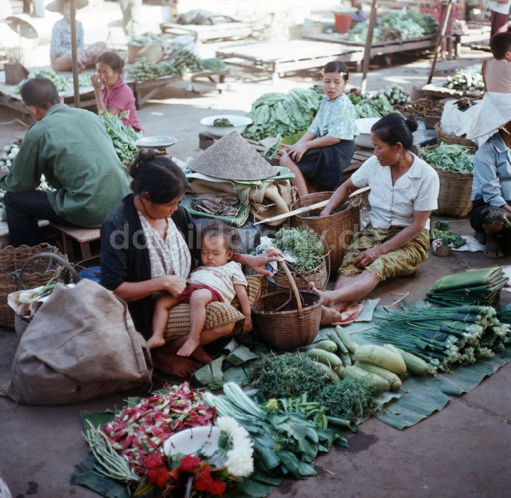 Vientiane: Laos historisch - Markt 1976