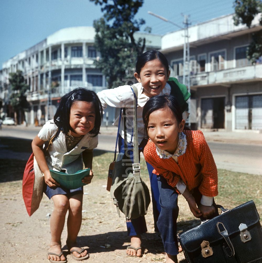 Vientiane: Laos historisch - Mädchen 1977