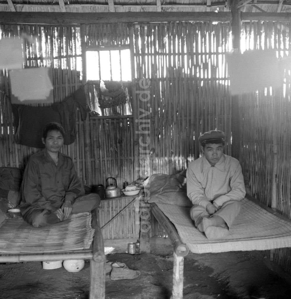 DDR-Bildarchiv: Xieng Khouang - Laos historisch - Meos 1977