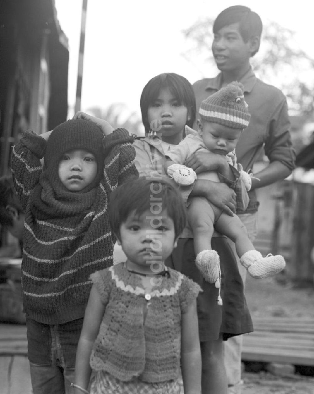 DDR-Bildarchiv: Vientiane - Laos historisch - Meos 1976