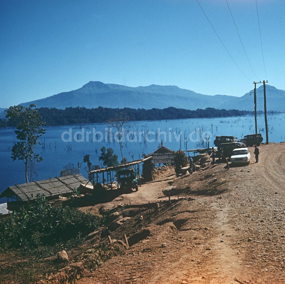 DDR-Bildarchiv: Ang Nam Ngum - Laos historisch - Nam Ngum Stausee 1976