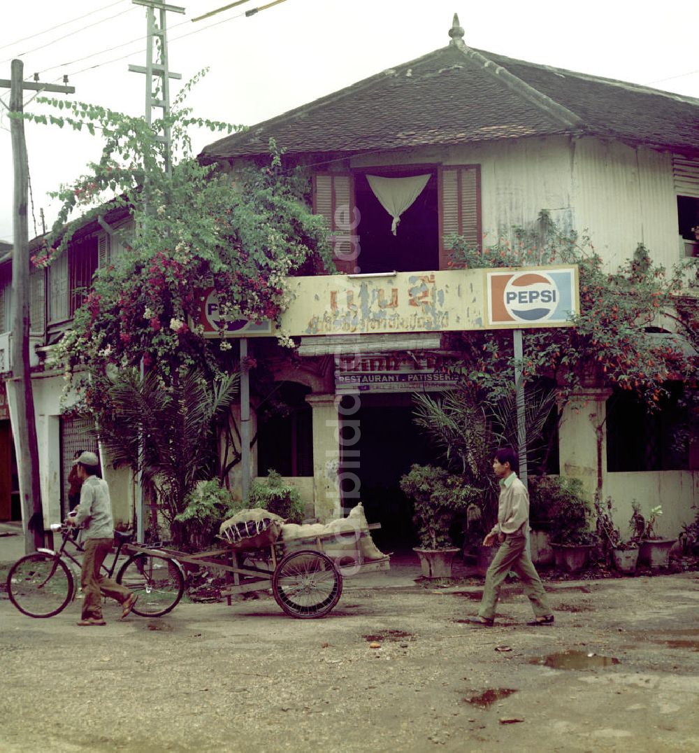 Vientiane: Laos historisch - Patisserie 1977