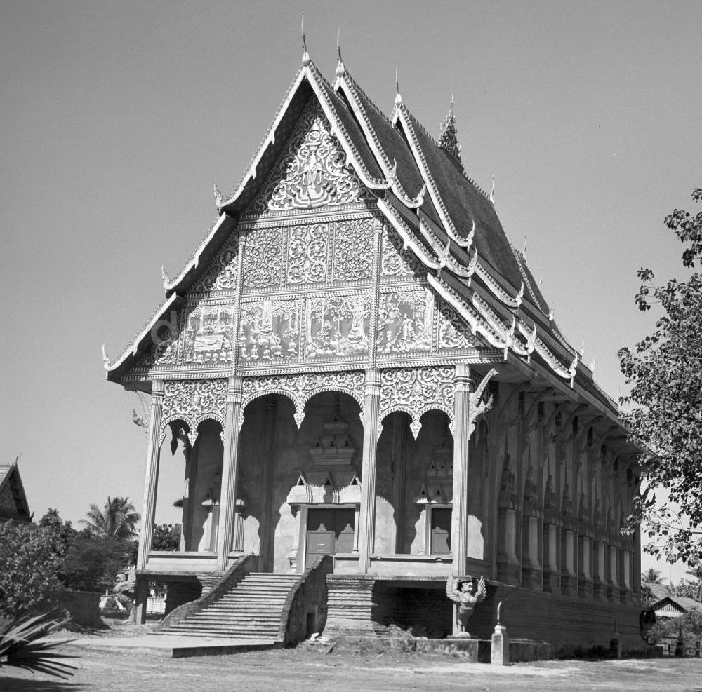 DDR-Fotoarchiv: Vientiane - Laos historisch - Pha That Luang in Vientiane 1976