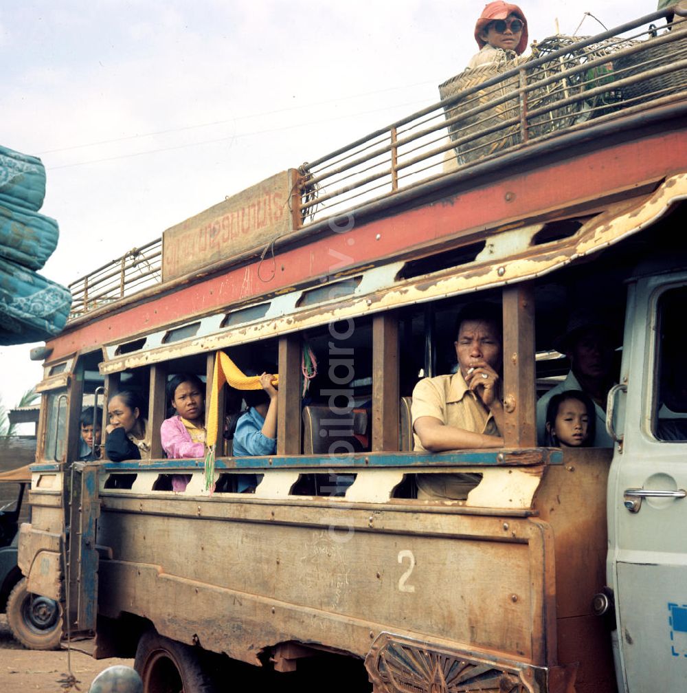 Vientiane: Laos historisch - Straßenszene 1977