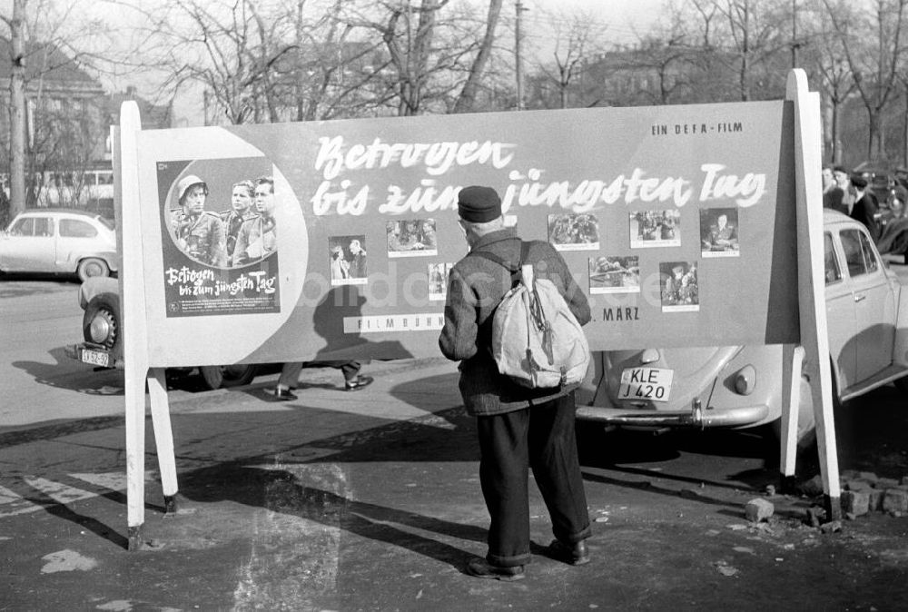 DDR-Fotoarchiv: Leipzig - Leipzig - Betrogen bis zum jüngsten Tag 1957