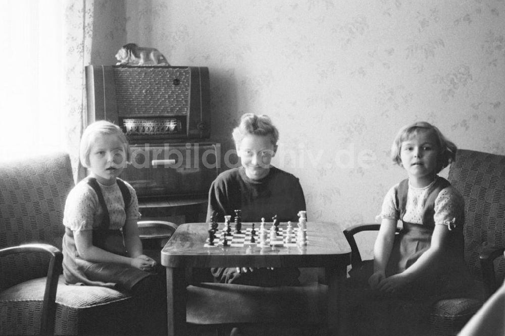 DDR-Bildarchiv: Leipzig - Leipzig - Schachspiel 1957