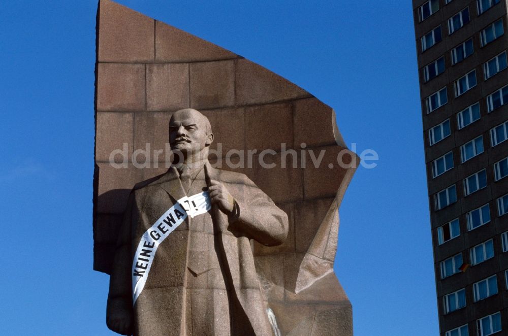 Berlin - Friedrichshain: Lenindenkmal in Berlin - Friedrichshain