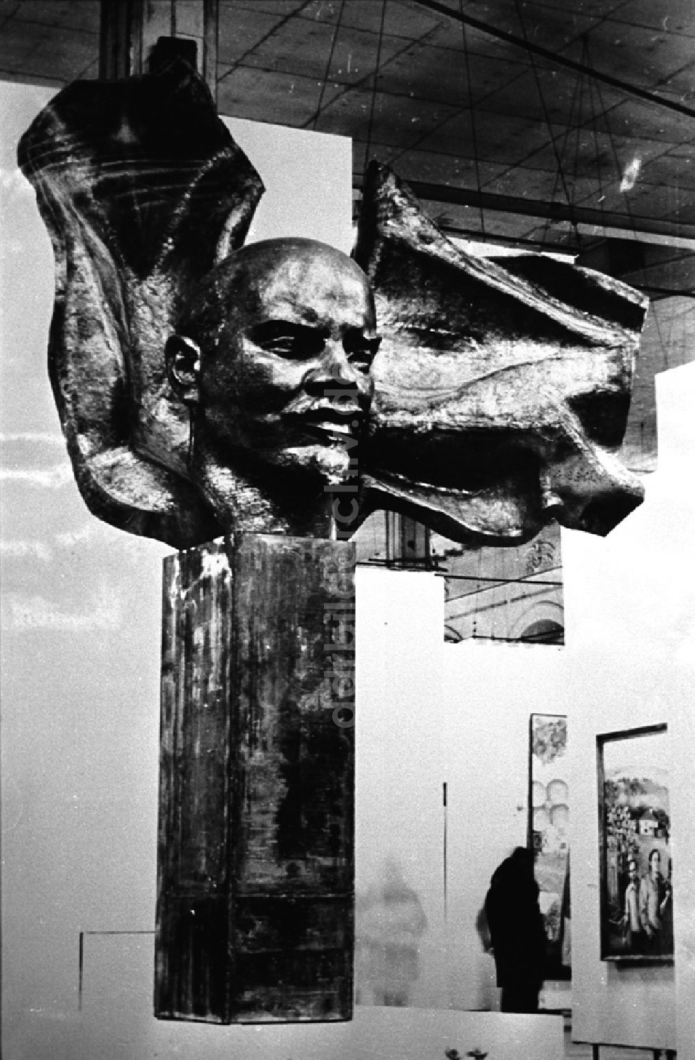 Moskau: Lenindenkmal im Lenin Museum in Moskau