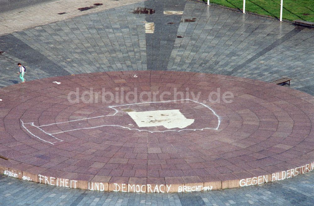 DDR-Bildarchiv: Berlin - Leninplatz von oben