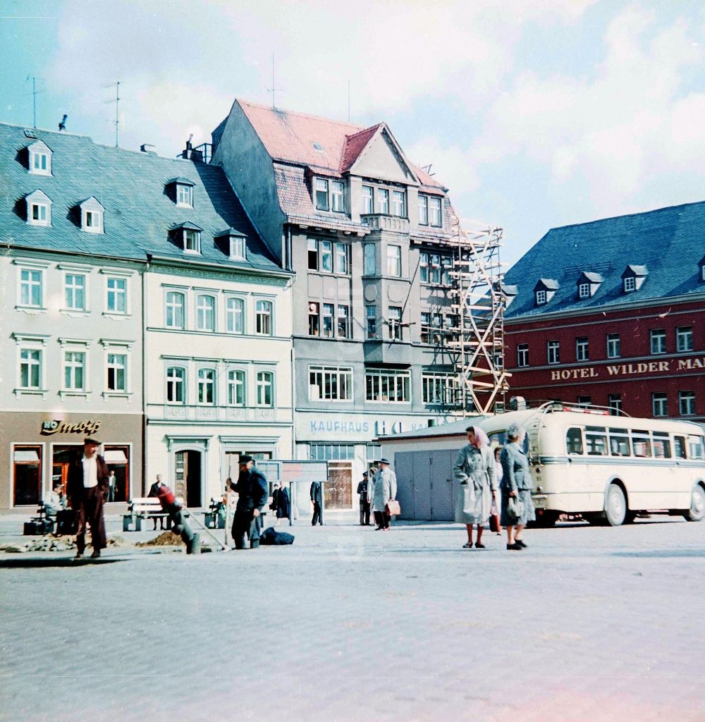 DDR-Fotoarchiv: Schlettau - Marktplatz im Stadtzentrum in Schlettau in Sachsen in der DDR