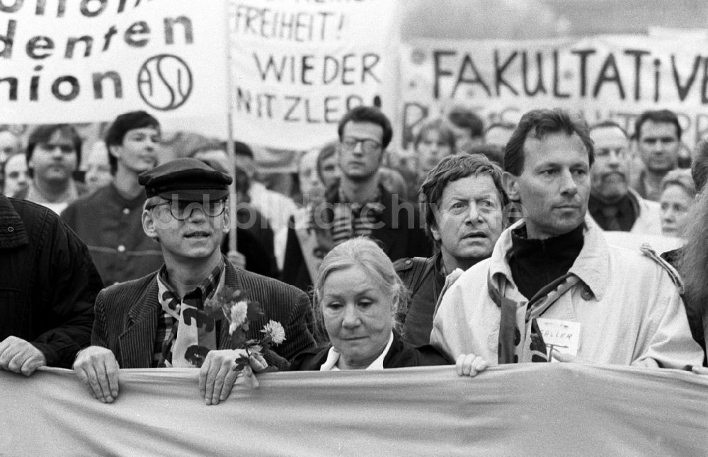 DDR-Bildarchiv: Berlin - Massendemonstration 4. November 1989